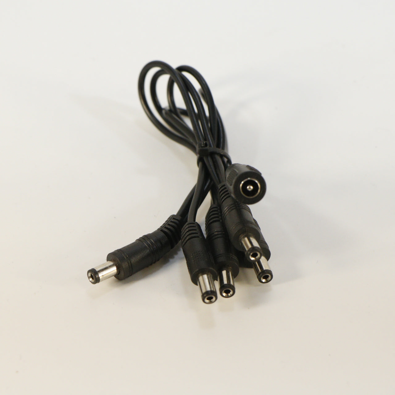 Daisy-Chain-Stecker (5 auf 1)