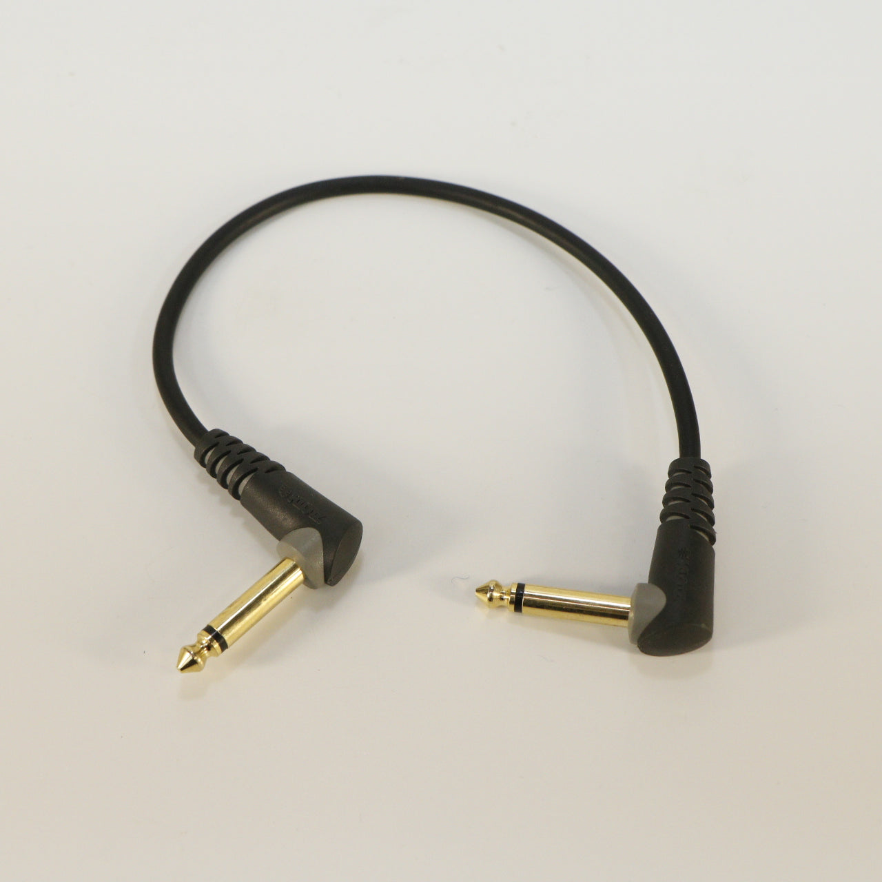Patch cable angled (gold plug, short, 10 - 30 cm)