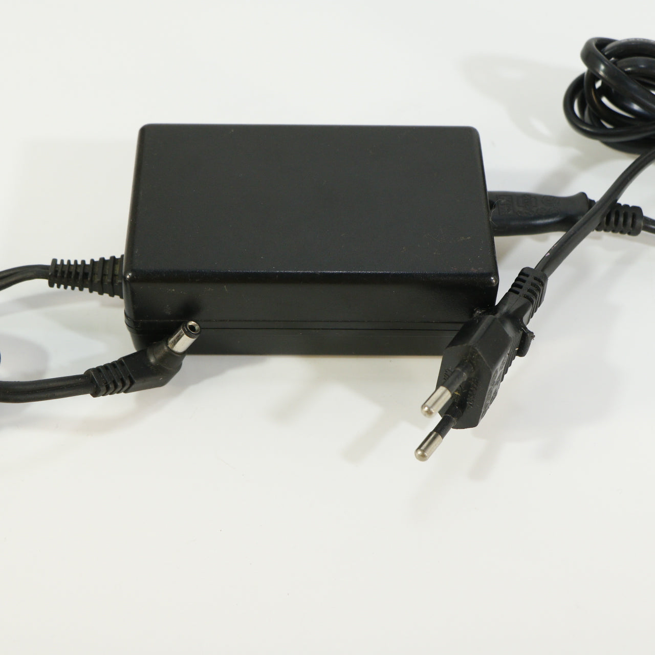 Roland PSB-1U Adapter 9V (2000 mA, EU plug)