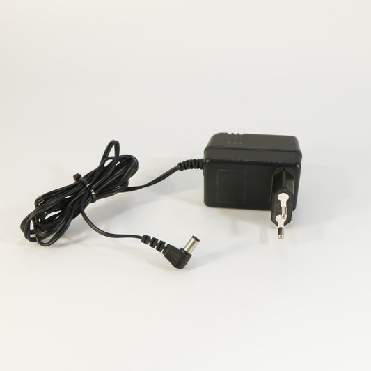 Source Audio D35-09-300 9V DC 300mA Netzeil