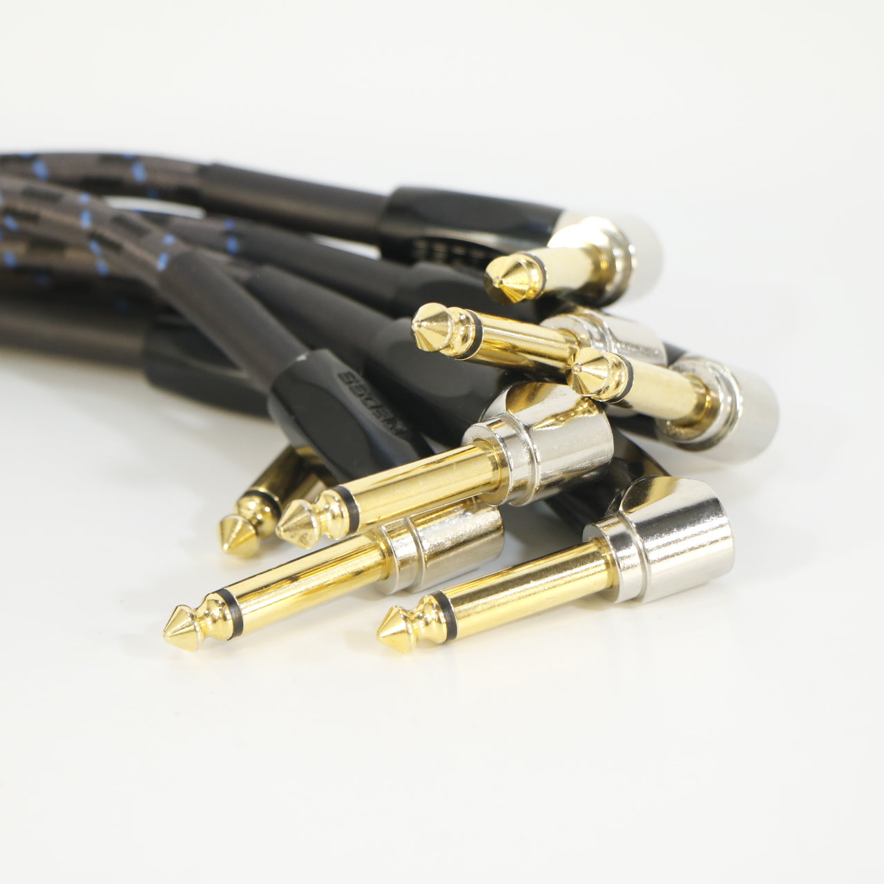 Boss Patch cable set (7 kabels, 3x BIC-1AA 30 cm, 4x BIC-PC 15 cm)