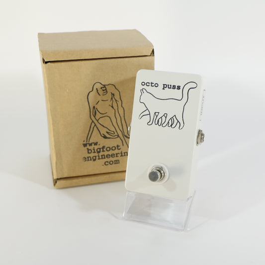 Bigfoot Engineering Octo Puss Passive Octave Up (Mint in Box)