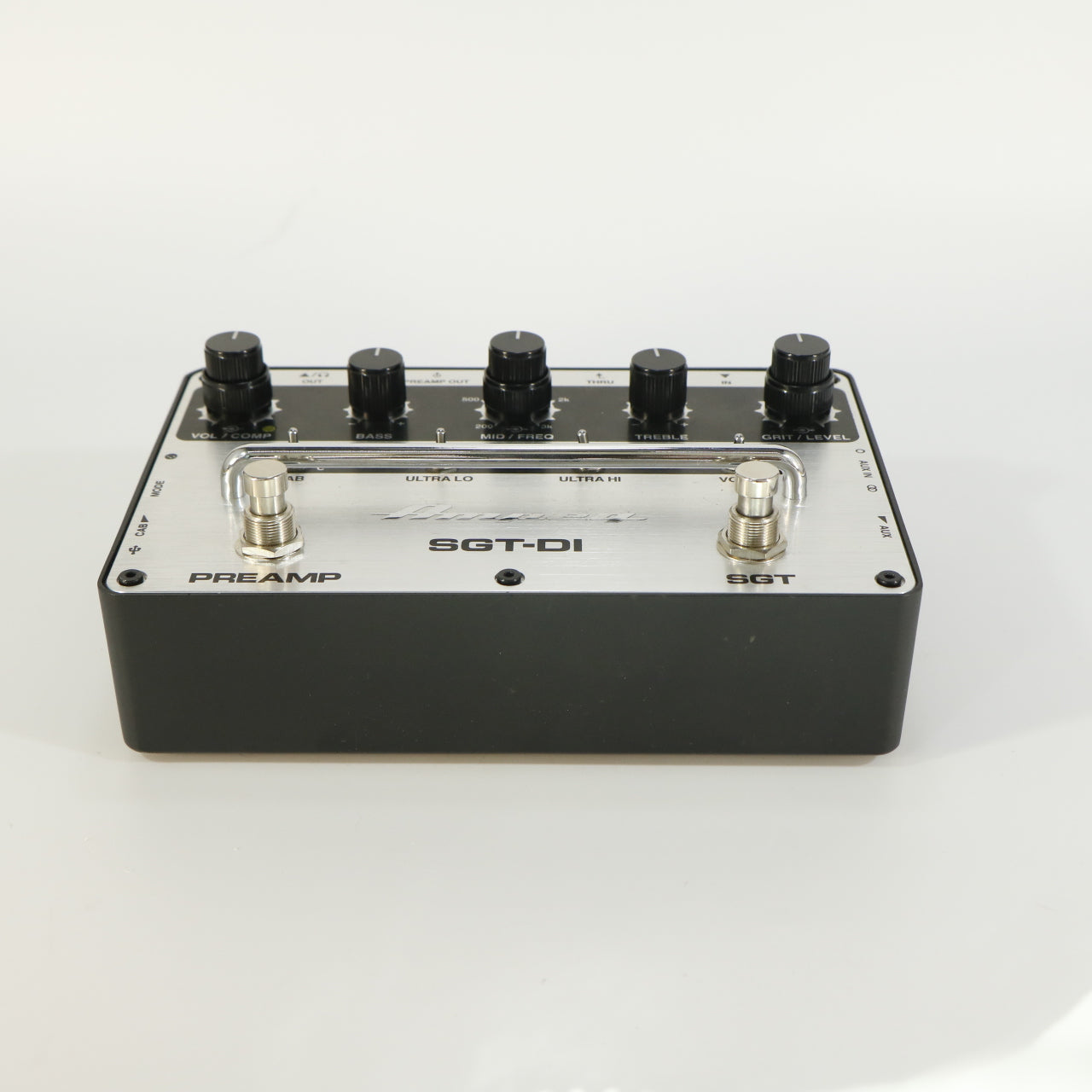 Ampeg SGT-DI Bass Preamp / DI (incl. Adapter)