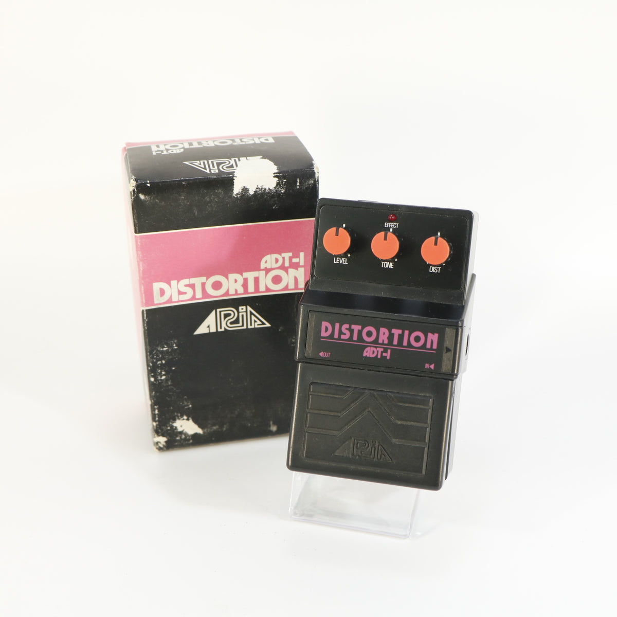 Distorsion Aria ADT-1 (n° de série 198125, vintage, fabriquée au Japon, état neuf dans sa boîte)