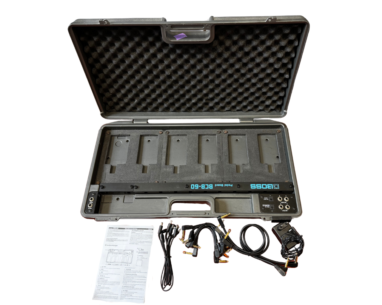 Boss BCB-60 Pedal Case including adapter and patch cables