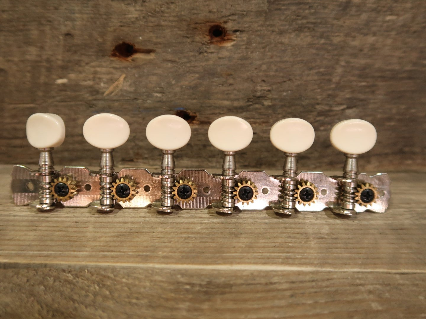 Boston Machine Heads (In Box)