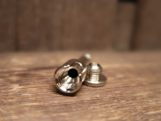 Solderless patch cable plug connectors