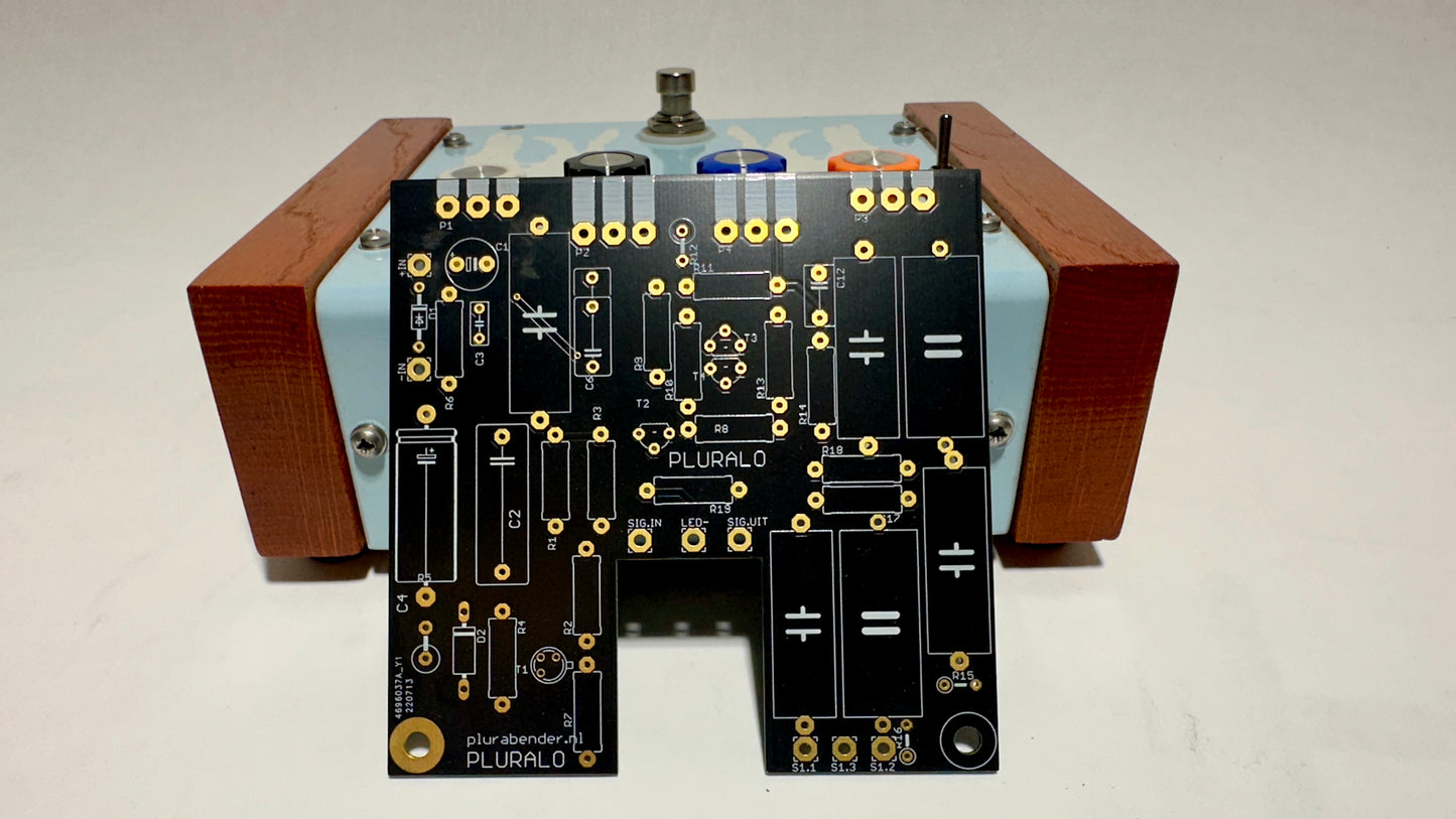 Plurasculp Pluralo Tremolo OC140 transistor (hand-built boutique limited edition - 15 in total)