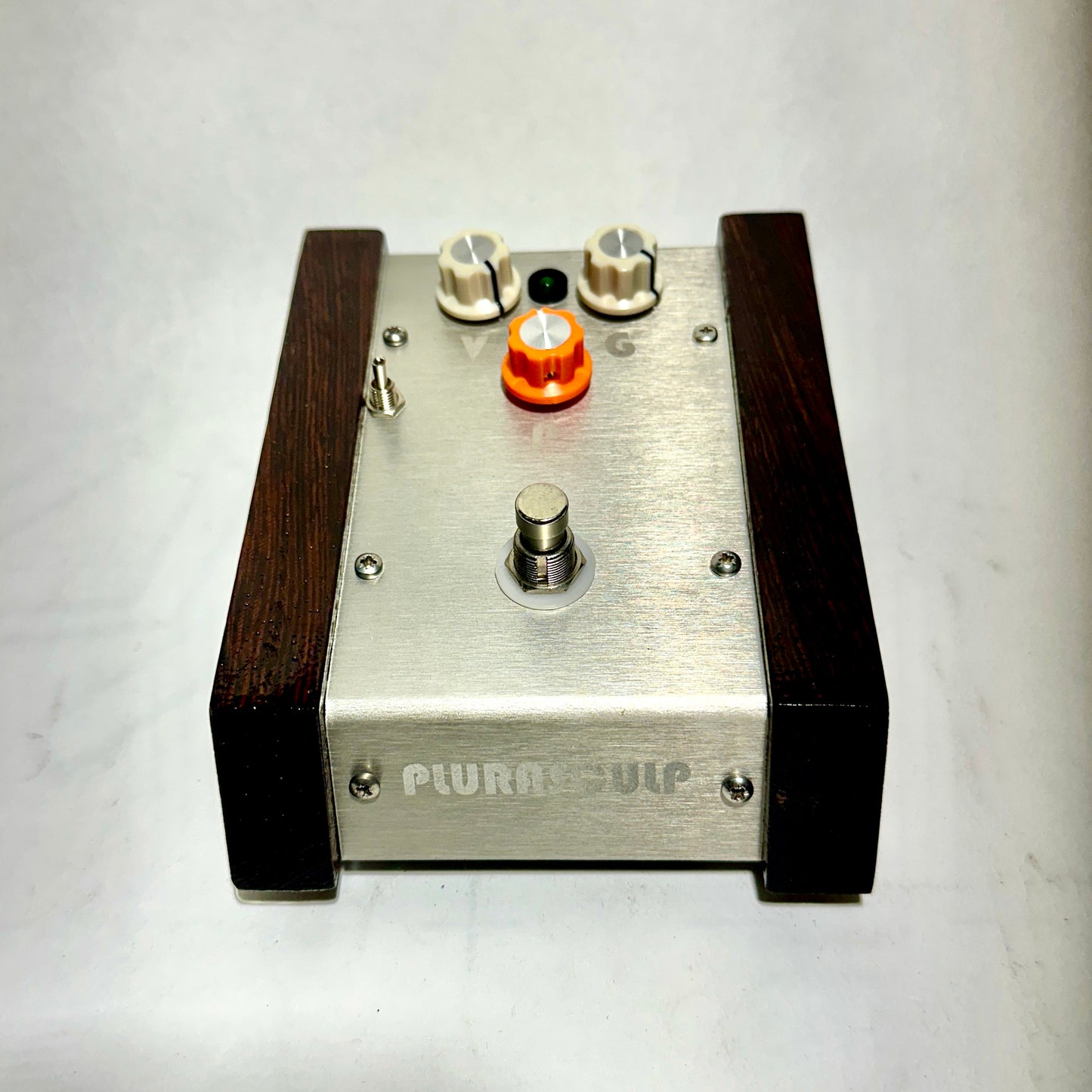 Plurasculp Plurabender Artist Flavour Fuzz EFT83B and OCP71 Mullard PNP transistor (handgemaakt, boutique, limited edition – 15 in totaal)