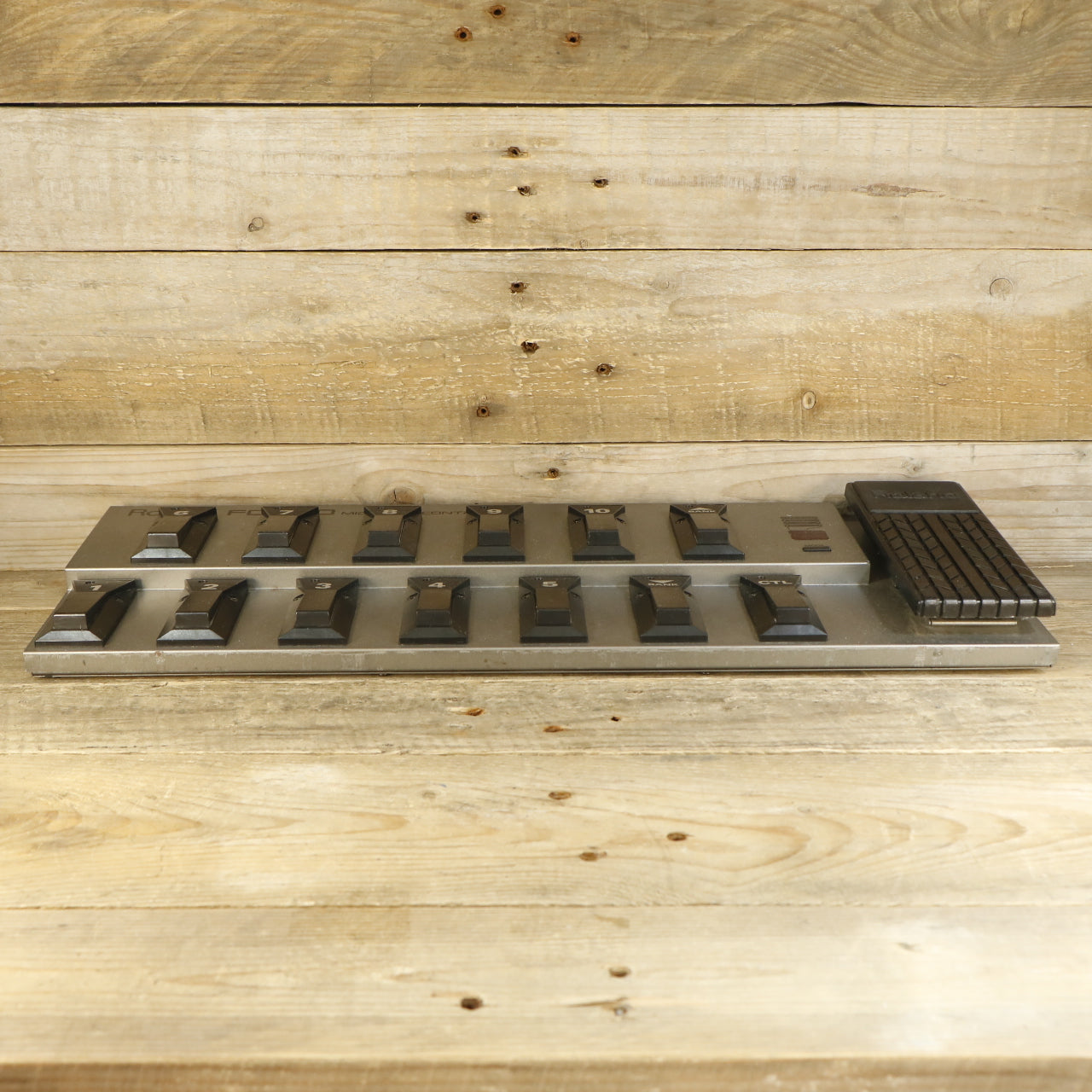 Roland FC-200 MIDI Foot Controller (s/n ZH52961, Made in Japan)