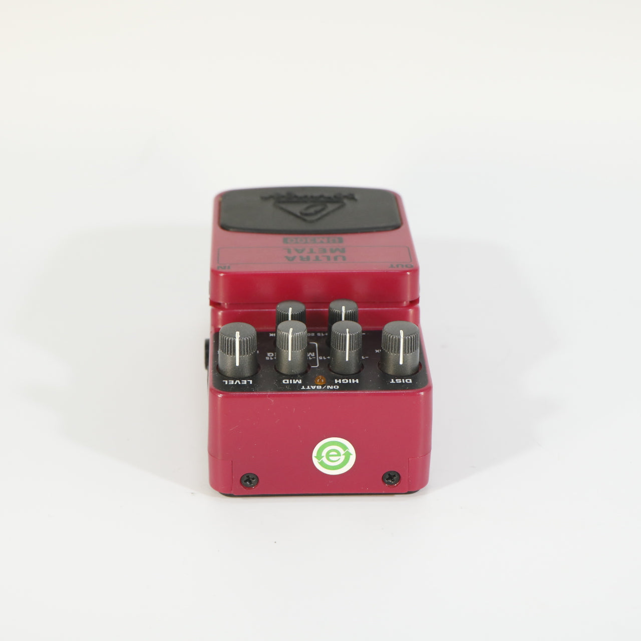 Behringer UM300 Ultra Metal Distortion