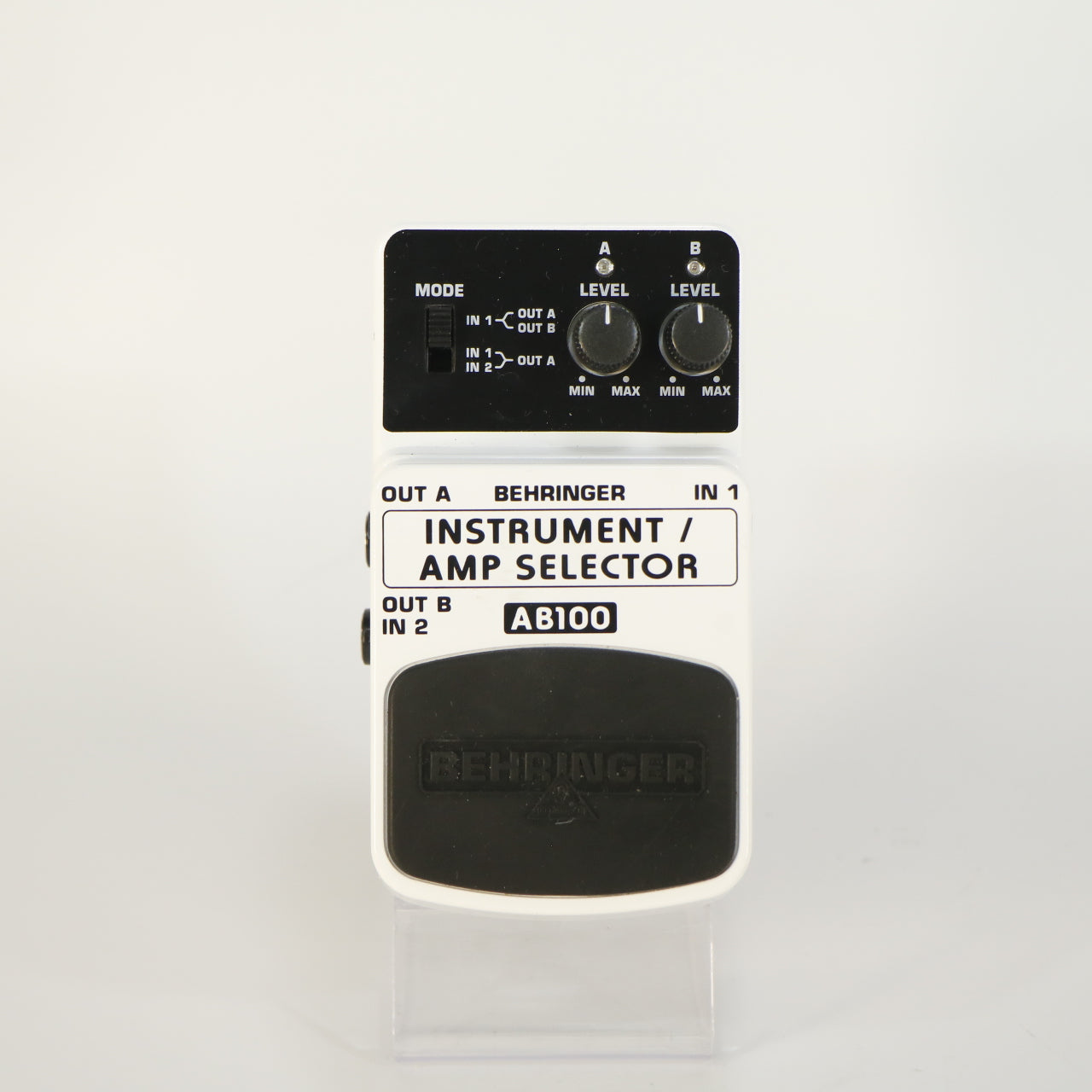 Behringer AB100 Instrument / Amp Selector