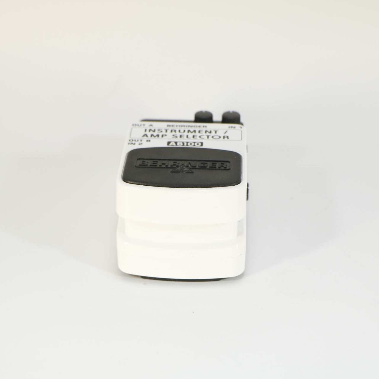 Behringer AB100 Instrument / Amp Selector