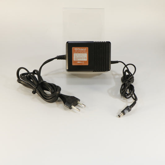 Roland ACB-220 9VDC 1200mA Power Supply (Vintage, Rare, Made in Japan)