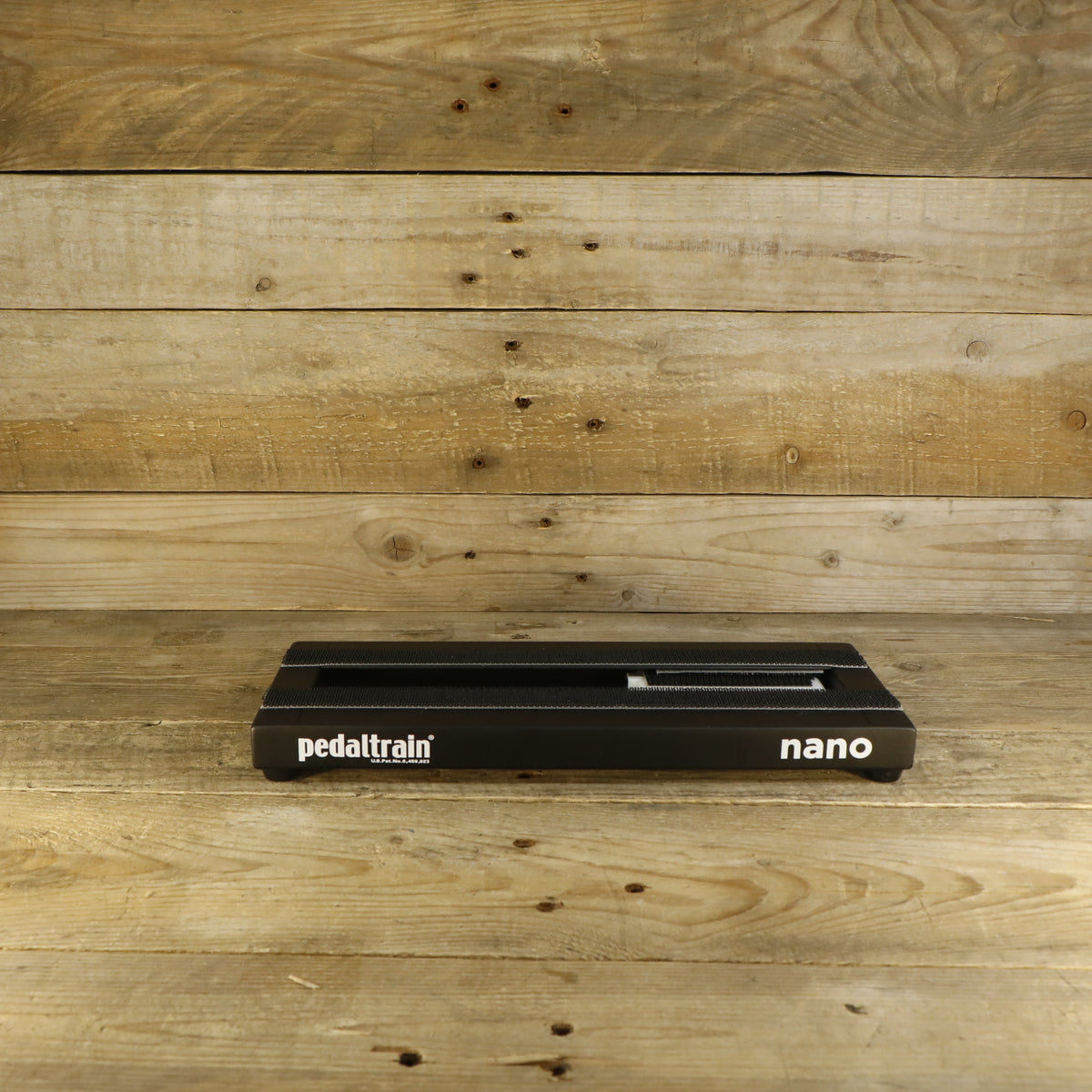 Pedaltrain Nano + Volto Rechargeable Power Bank (White, in Softcase)
