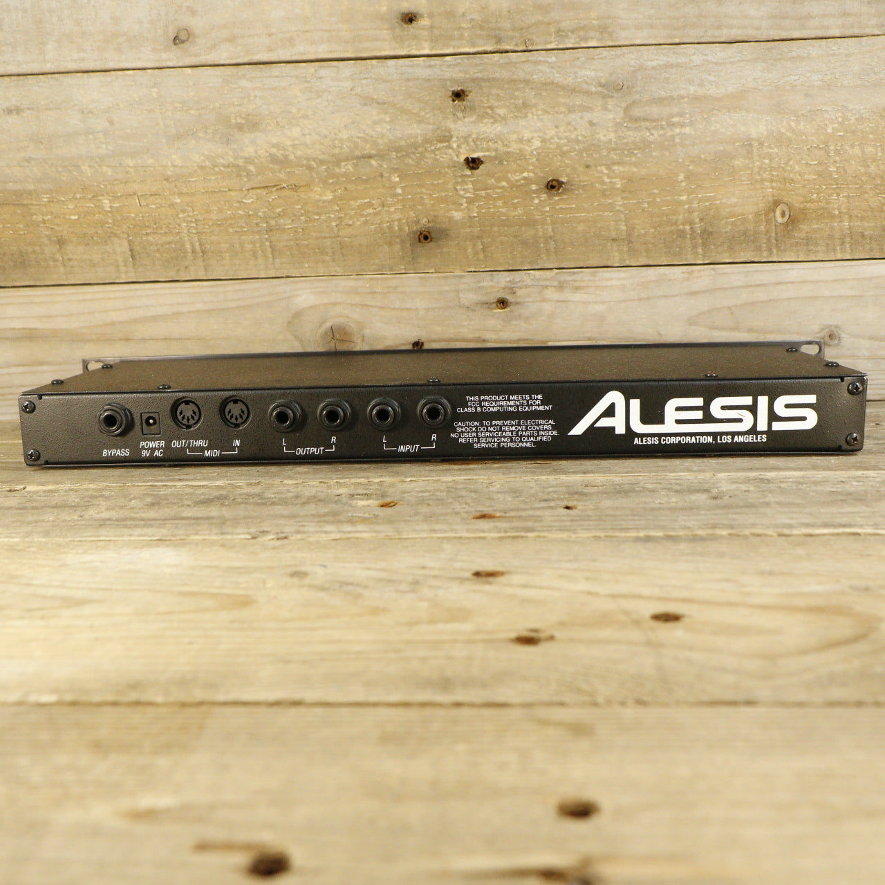 Alesis Midiverb III 16-Bit Simultaneous Multi Effects Processor