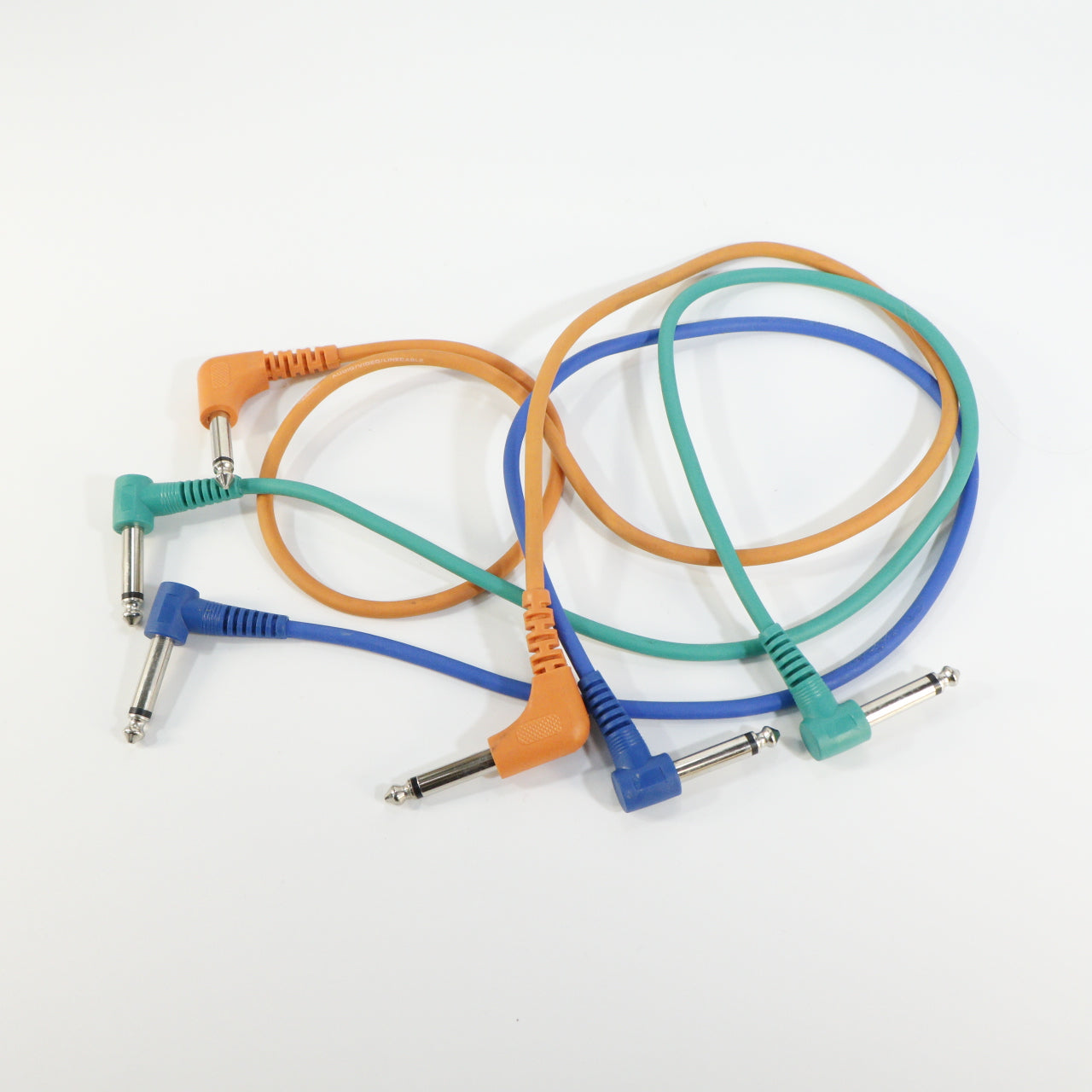 Patch cable angled (plastic plug, long, 30 and upwards)