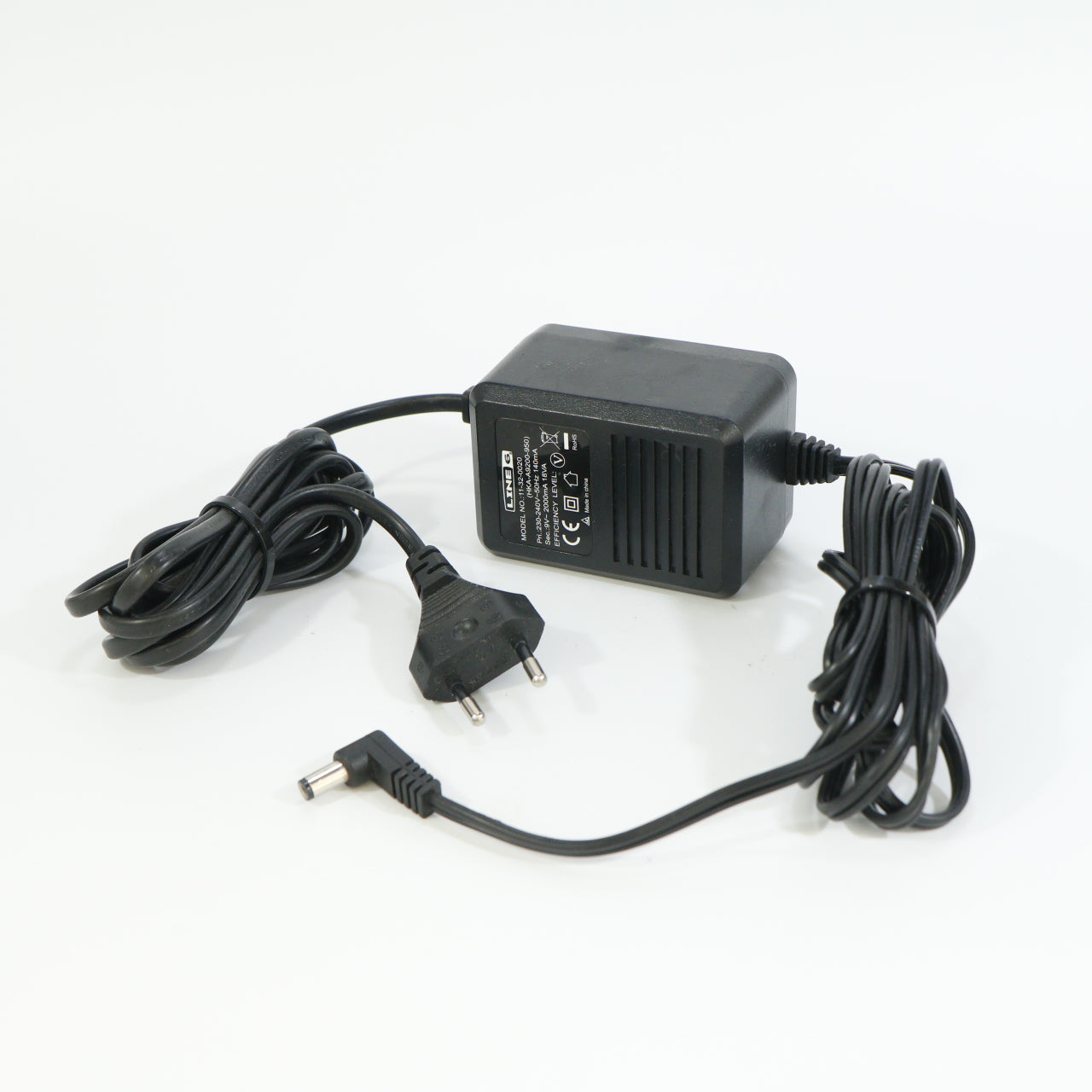 Line 6 9 Volt AC 2000mA Adapter (s/n 11-32-0020 HKA-A9200-950)