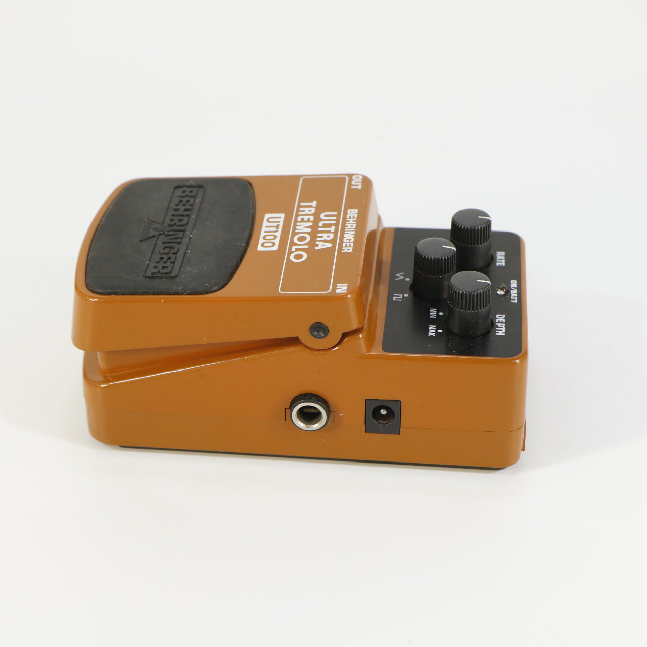 Behringer UT100 Ultra Tremolo