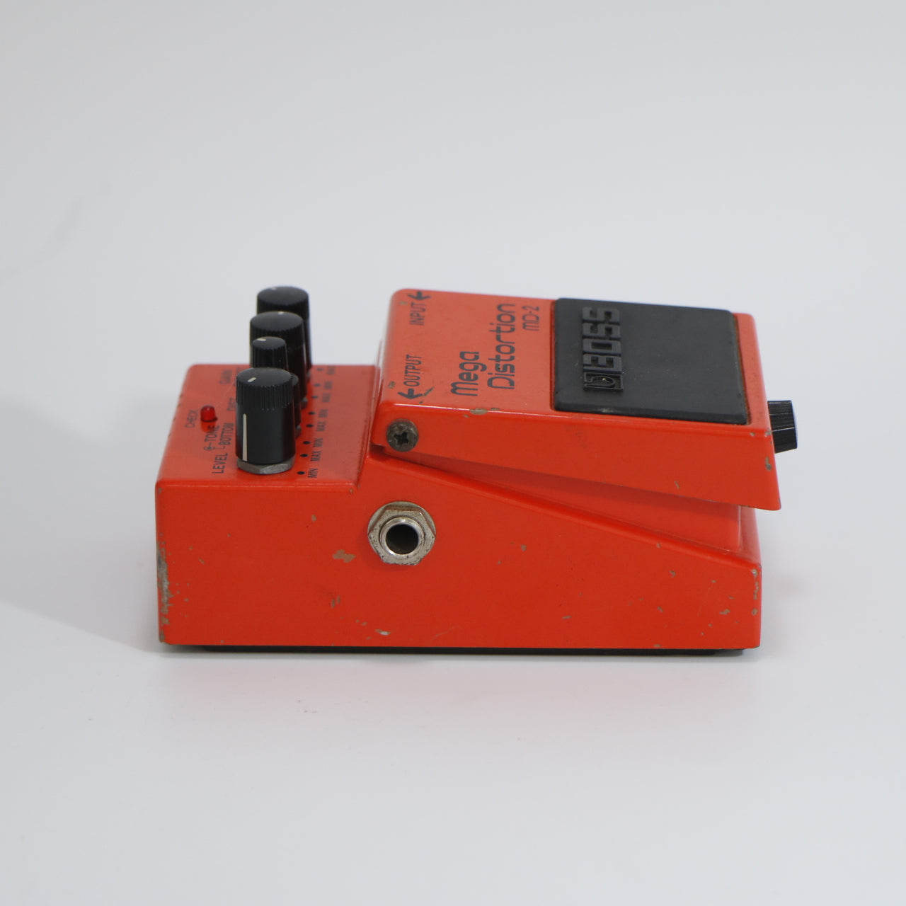 Boss MD-2 Mega Distortion (s/n LY80177, Silver Label Made in Taiwan)