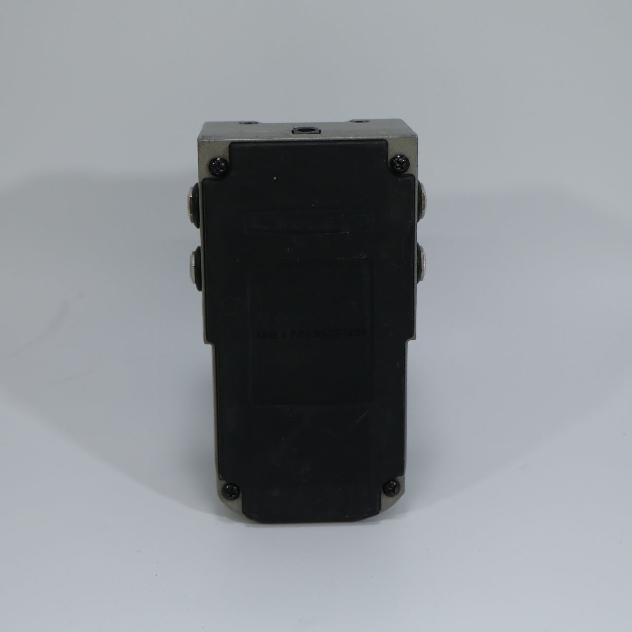 Line 6 Echo Park Delay in Stereo Dock, (s/n 30-75-0019)