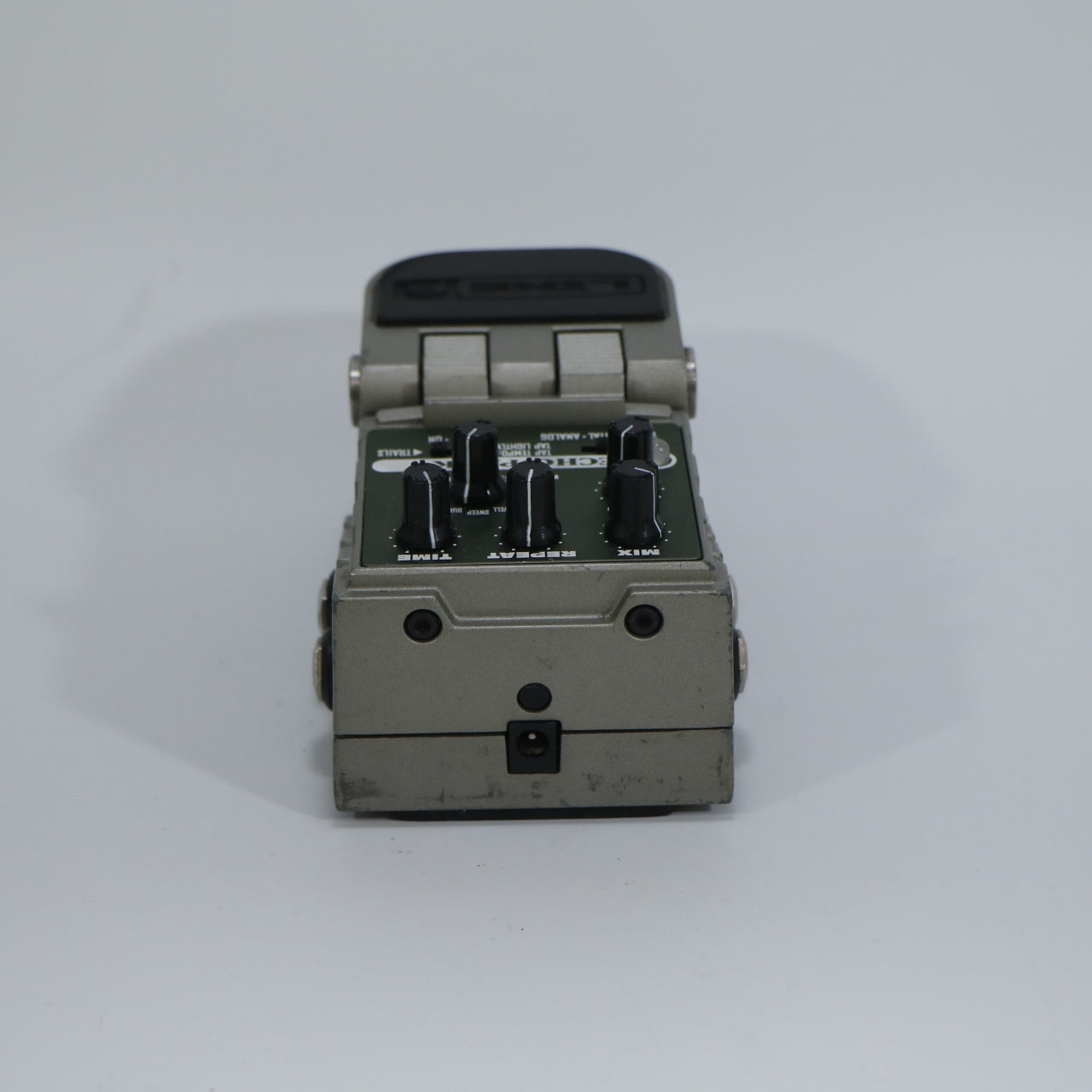 Line 6 Echo Park Delay in Stereo Dock, (s/n 30-75-0019)