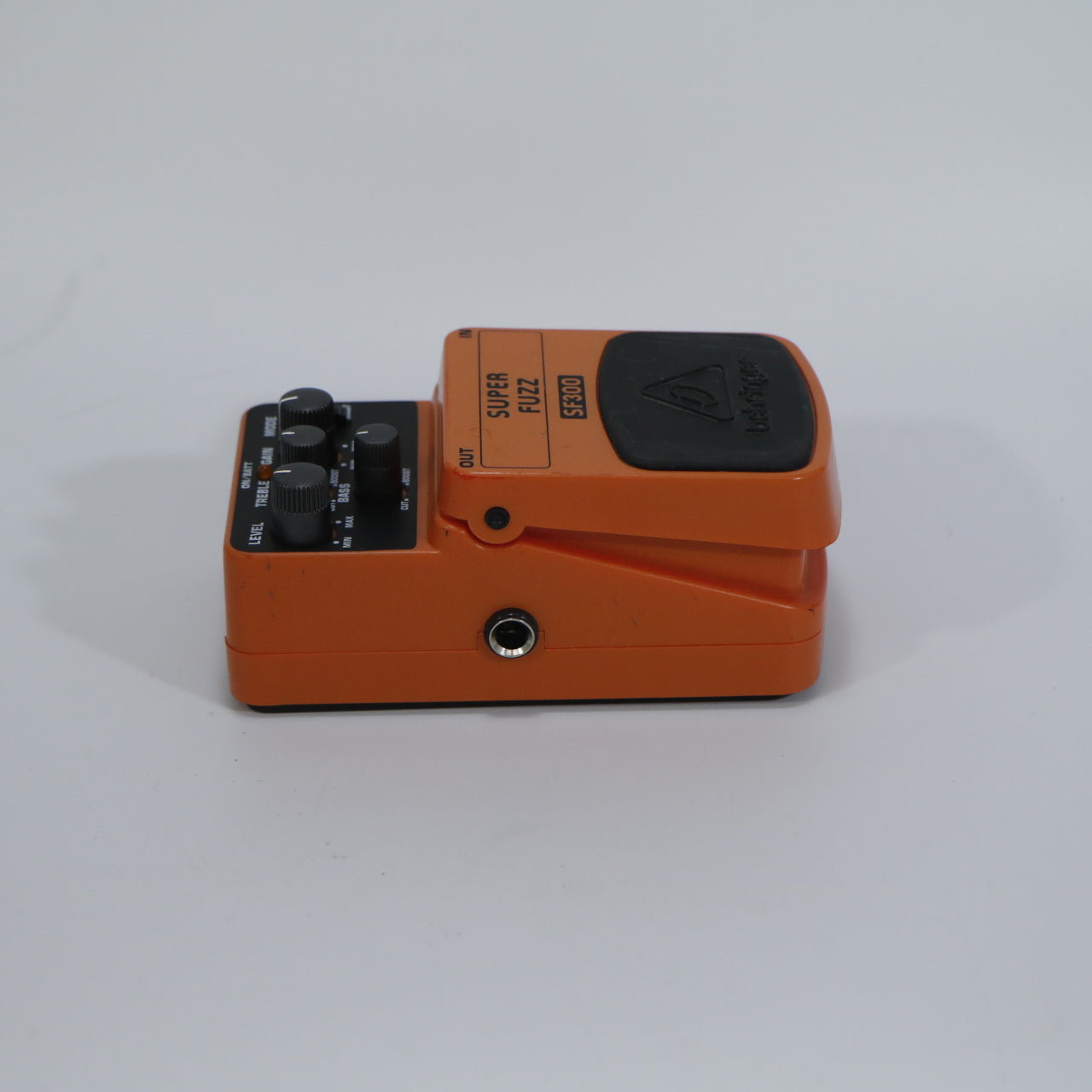 Behringer SF300 Super Fuzz