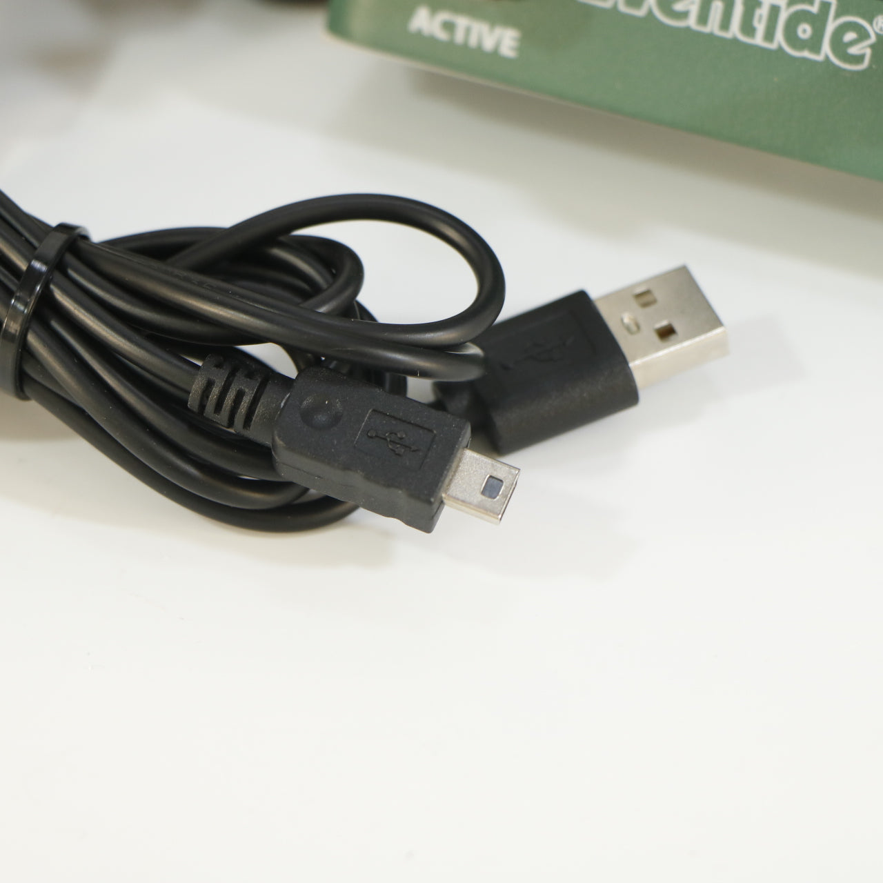 Eventide Tricerachorus Chorus / Vibrato (s/n D4-10089, Mint in Box, incl. Adapter and USB Cable)