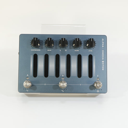 Darkglass Alpha Omega Photon Bass Distortion / Compressor / Cab Sim / DI (s/n S-1V09NT336, Made in Finland)