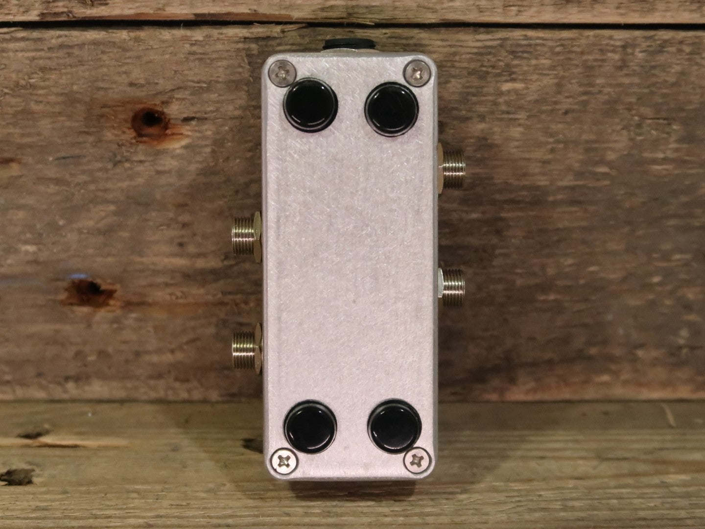 GuitarFX Loop Selector Pedal (Nano Format with True Bypass)